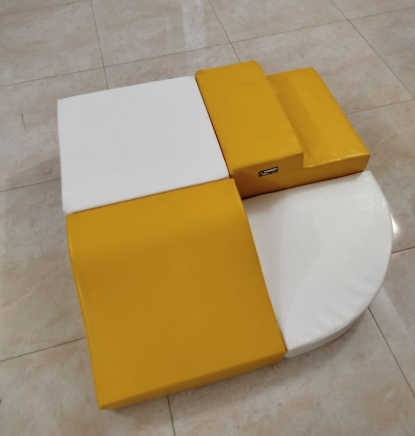 Customer photo of the Playfull 4-piece soft play climbing set in yellow and white